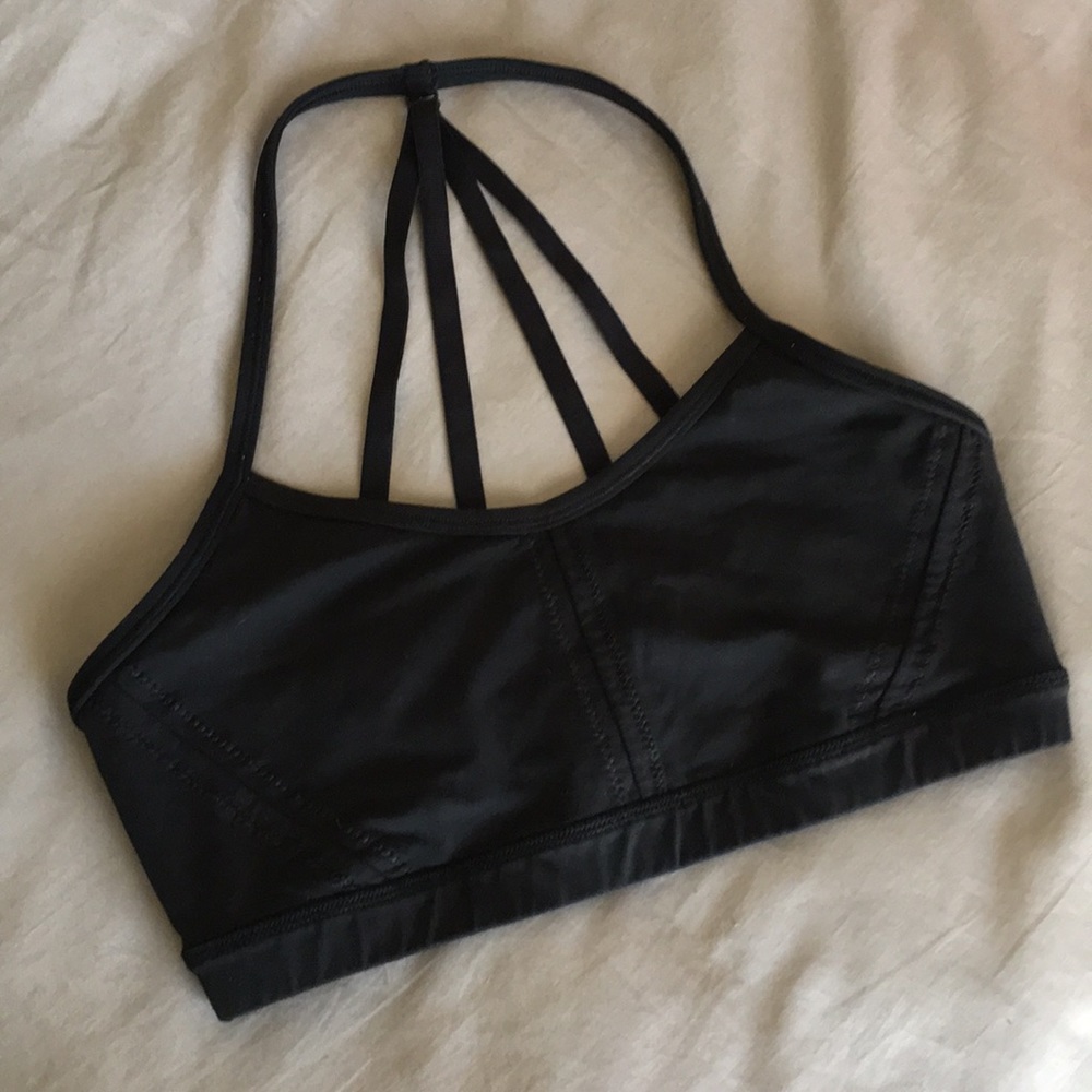 Lululemon black sports bra